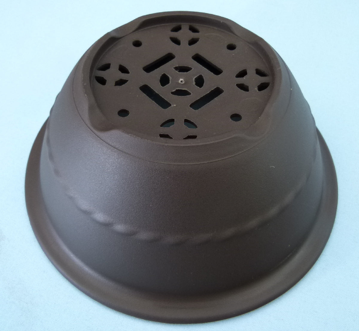 Round shaped plastic bonsai pot