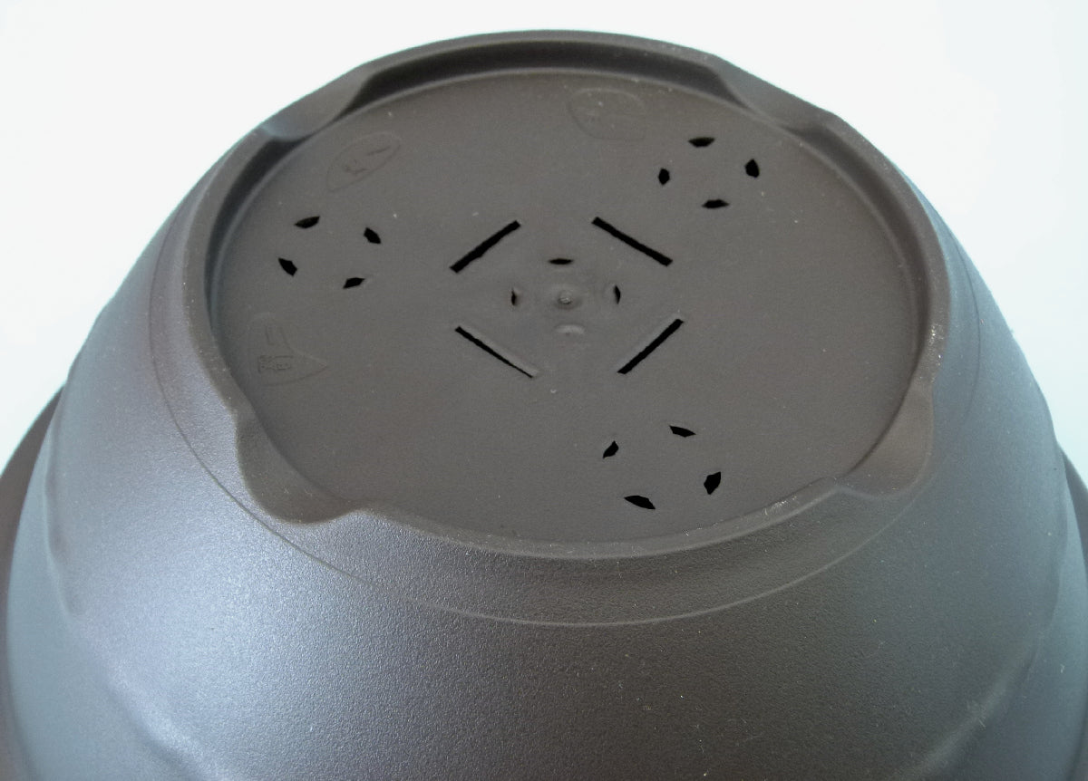 Round shaped plastic bonsai pot